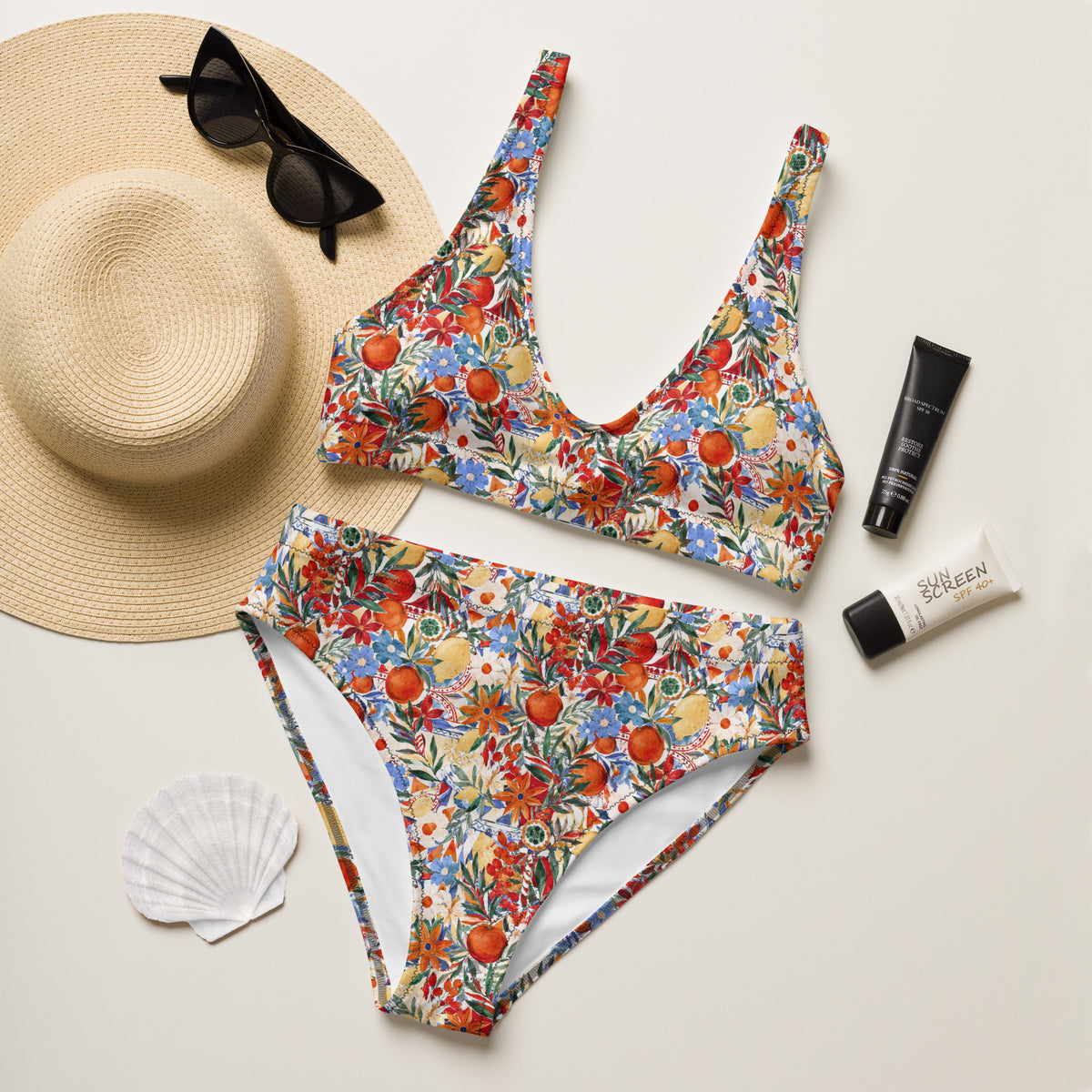 High Waist Bikini mit sizilianischem Muster aus Zitronen, Orangen, blauen Wildblumen und Margeriten