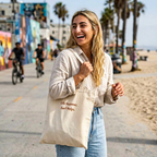 Baumwoll-Tote-Bag mit Surfboard-Motiv