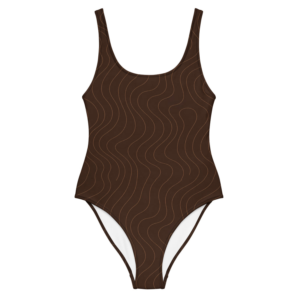 Brauner Badeanzug Mocha Waves für Damen mit feinem Wellenmuster und hohem Beinausschnitt.