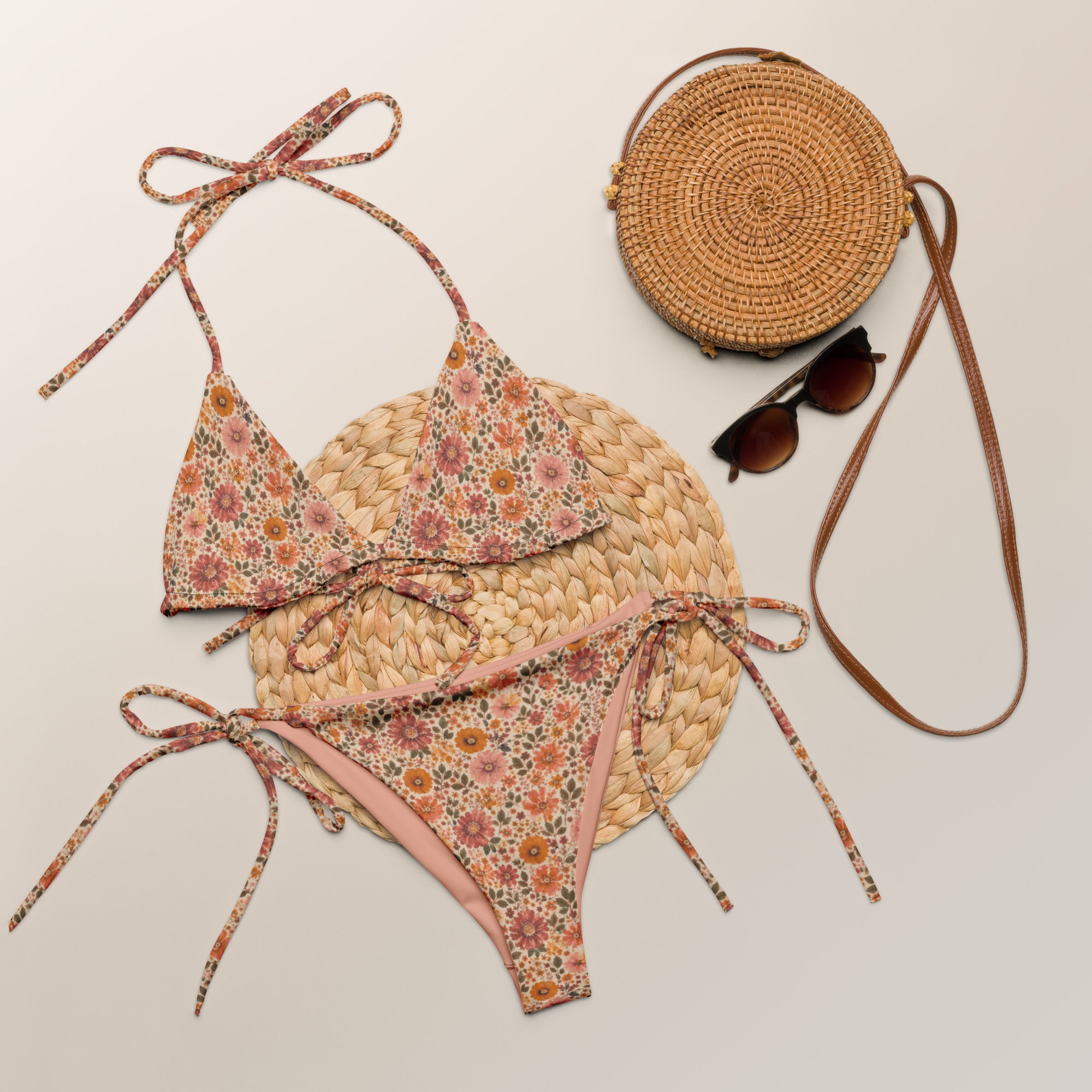 Triangel Bikini Floral Sunset mit floralem Vintage-Blumenmuster in Rosé-, Terrakotta- und Goldtönen im romantischen Boho-Stil